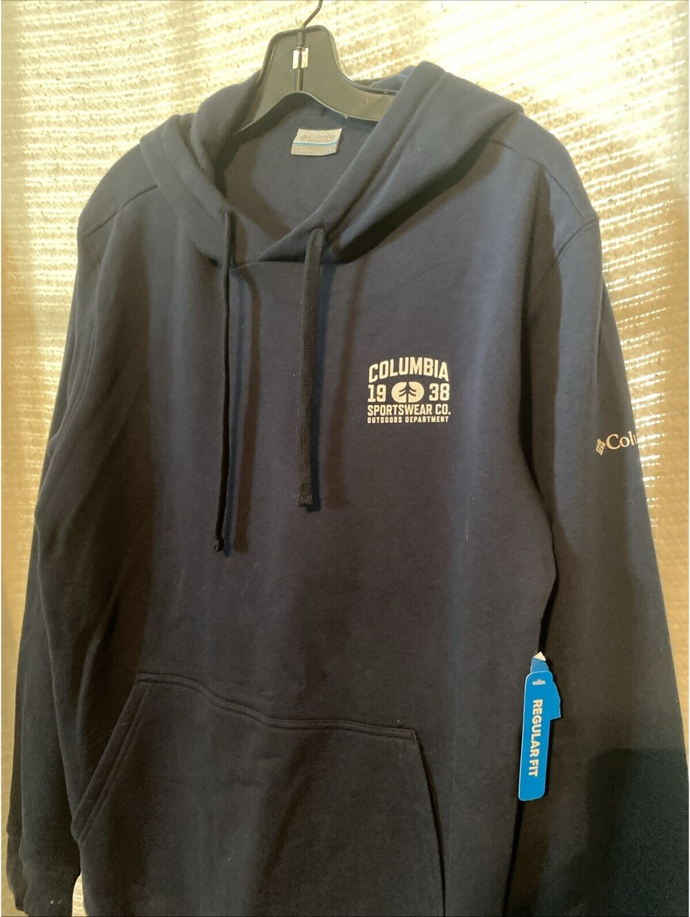 Columbia blue  hooded sweatshirt Large new with tags